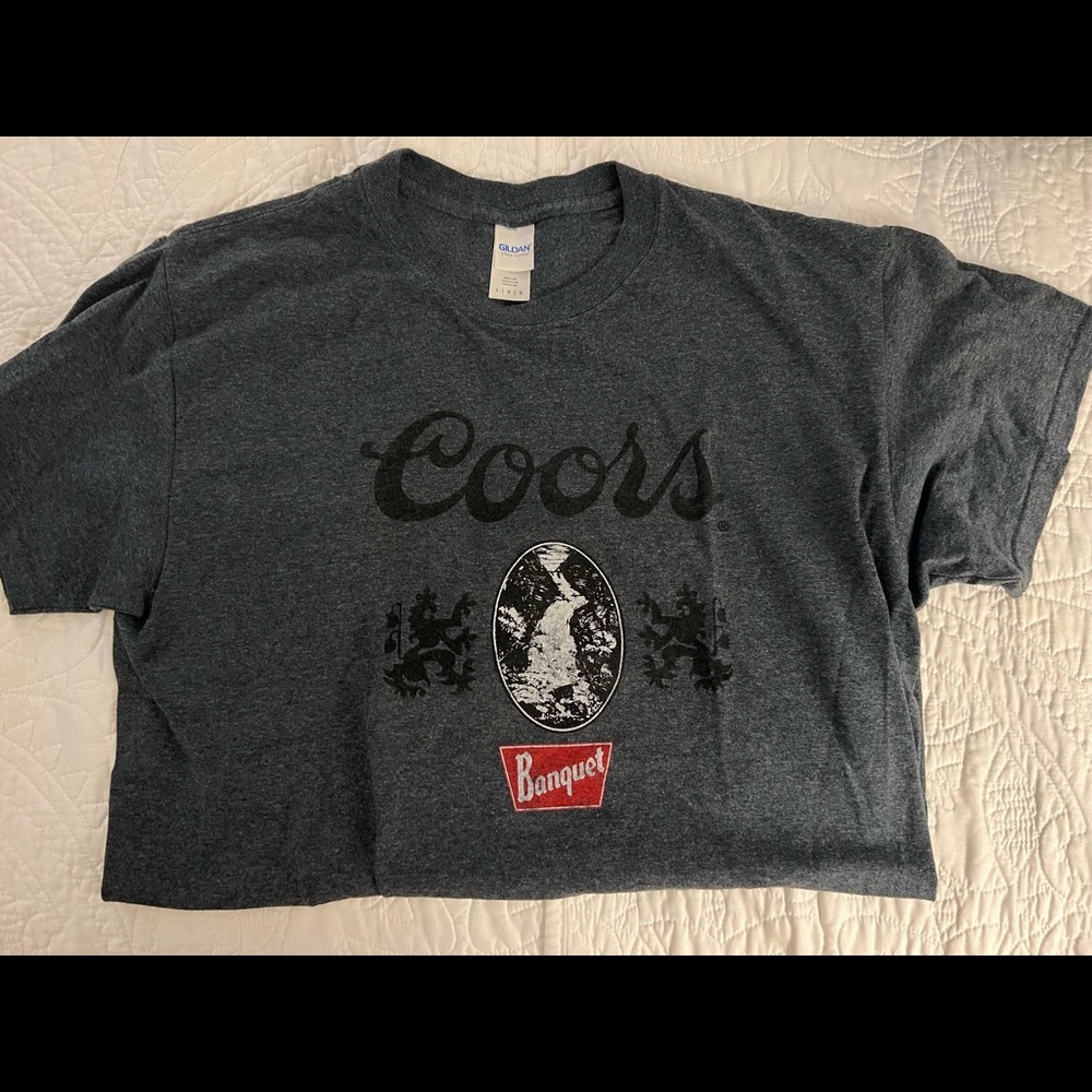 Coors graphic t shirt (L)